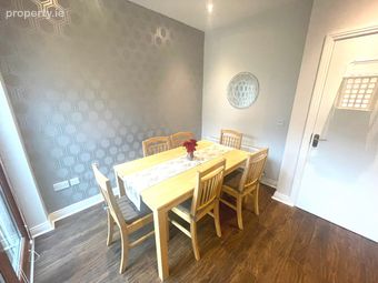 Bantry Square, Waterville, Blanchardstown, Dublin 15, Blanchardstown, Dublin 15 - Image 2