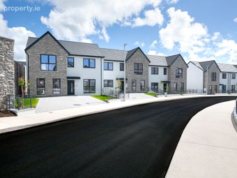 Three Bed Mid Terraced, Lakeview, Castleredmond, Midleton, Co. Cork - Image 2