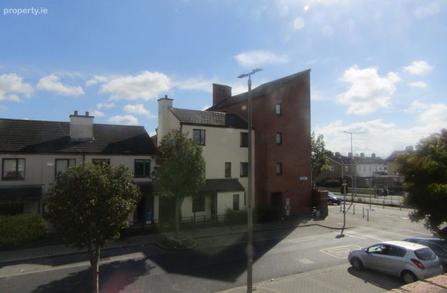 10 Carrig Road, Ballymun, Dublin 11 - Click to view photos