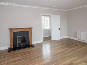 3 Garvan's Court, Harbour View, Dungarvan, Co. Waterford - Image 4