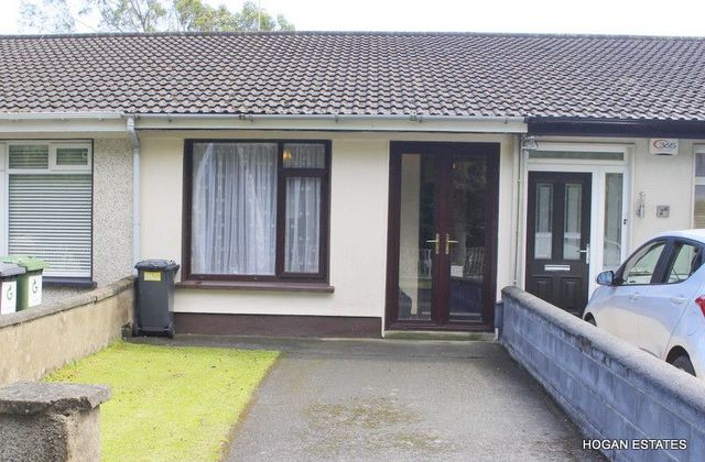 2 Cherrywood Villas, Dublin 22, Clondalkin, Dublin 22 - Click to view photos