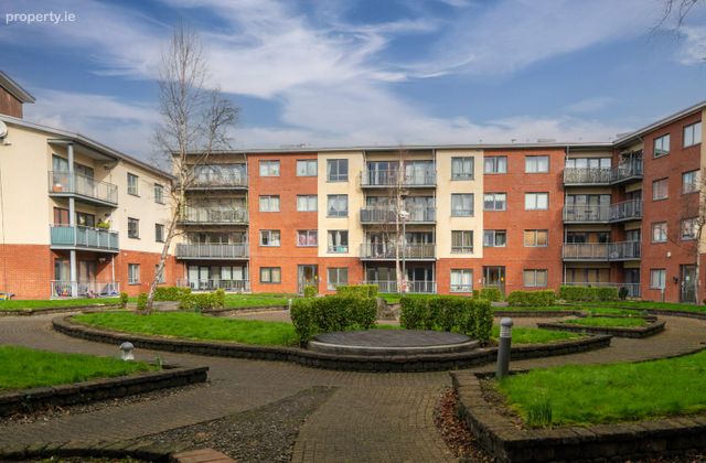 Apartment 14, Core B, Rosse Court Heights, Rosse Court Rise, Lucan, Co. Dublin - Click to view photos