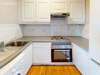 31 Harcourt Hall, Charlotte Way, Dublin 2, Dublin 2 - Image 5