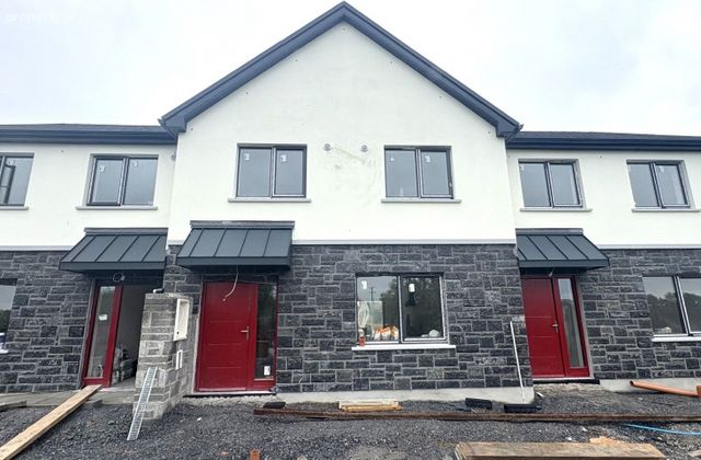 18 Moinear Na Darach, Quin, Quin, Co. Clare - Click to view photos