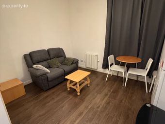 Flat 4, 7 Saint Vincent Street North, North Circular Road, Dublin 7 - Image 3
