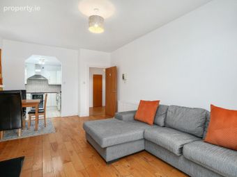Apartment 30, West Courtyard, Tullyvale, Cabinteely, Dublin 18 - Image 3