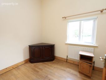 The Right, Ballinakill Road, Abbeyleix, Abbeyleix, Co. Laois - Image 4
