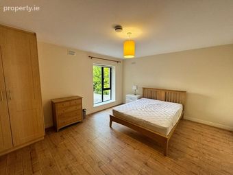 3 Strand Court, Strand Street, Athlone, Co. Westmeath - Image 5
