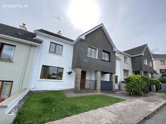 11 Hillcrest Court, Riverstick, Ballymartle, Co. Cork - Image 2
