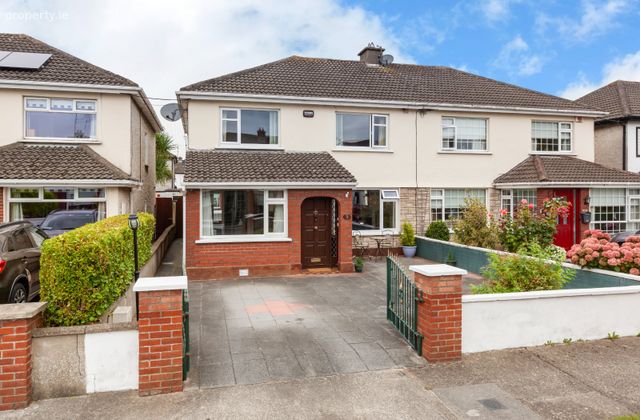 5 Pine Grove Park, Swords, Co Dublin, Swords, Co. Dublin - Click to view photos