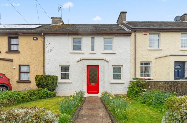 19 Glenanaar Row, Mallow, Mallow, Co. Cork - Click to view photos