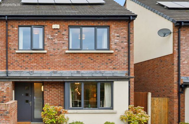 6 The Drive, Station Manor (with Attic Conversion), Portmarnock, Co. Dublin - Click to view photos