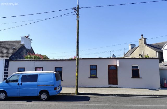 Ballalley Lane, Kilkee, Co. Clare - Click to view photos