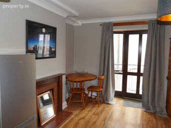 Tailors Court, Christchurch, Dublin 8 - Image 2