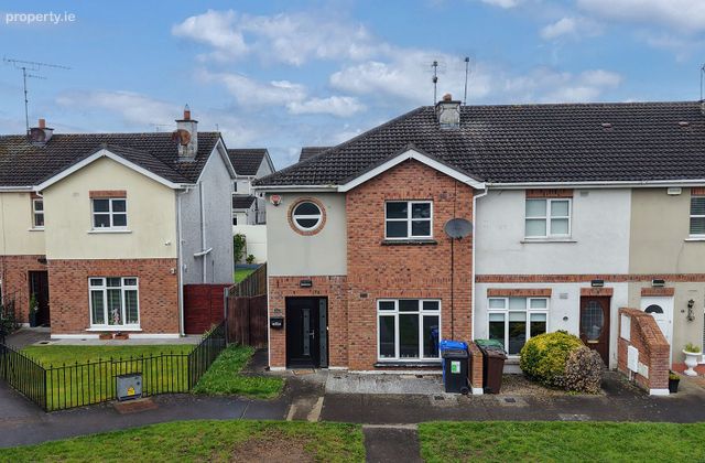 93 Br&uacute; Na Habhainn, Navan, Navan, Co. Meath - Click to view photos