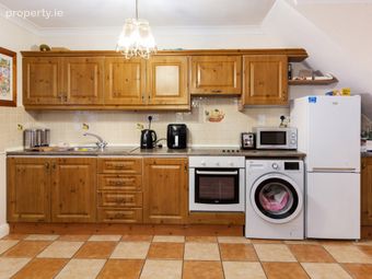 10 Huntstown Court, Mulhuddart, Huntstown, Dublin 15, Huntstown, Dublin 15 - Image 5
