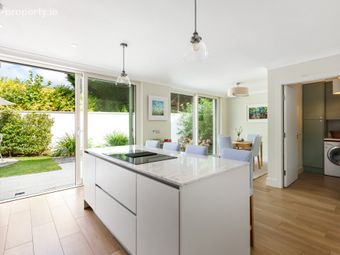 28 The Nurseries, Taney Road, Dundrum, Dundrum, Dublin 14 - Image 5
