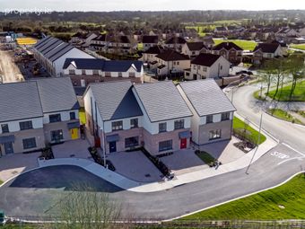 4 Bedroom, Rathmolyon, Co. Meath - Image 2