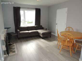 12 Claremont Park, Circular Road, Newcastle, Co. Galway - Image 3