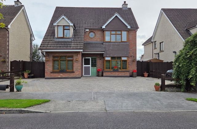 8 Petitswood Manor, Mullingar, Co. Westmeath, Mullingar, Co. Westmeath - Click to view photos