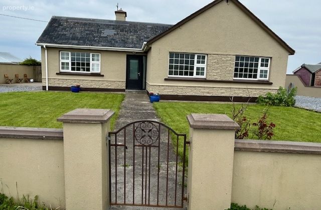Creggane, Quilty, Co. Clare - Click to view photos