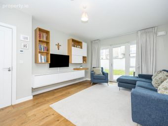 33 The Crescent, Saint Marnock's Bay, Portmarnock, Co. Dublin - Image 5