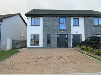 41 Lus Na Greine, Monksland, Athlone, Co. Roscommon