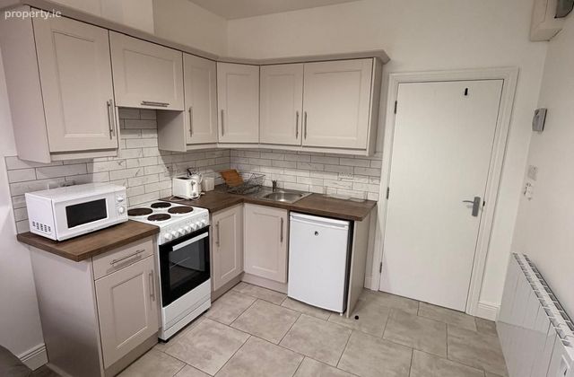 Apartment 5, 16 Cecil Street, Limerick City Centre, Co. Limerick - Click to view photos