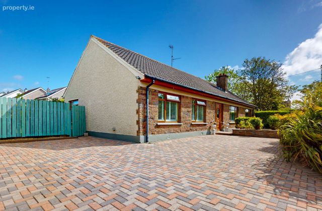 Brookfield, Old Road, Rush, Co. Dublin - Click to view photos
