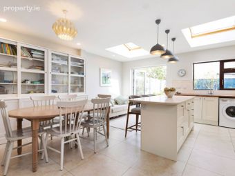 15 Sefton Green, Rochestown Avenue, Dun Laoghaire, Co. Dublin - Image 4