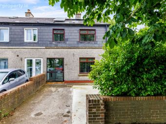 13 Aghameen Park, Muirhevnamore, Blackrock, Co. Louth - Image 2