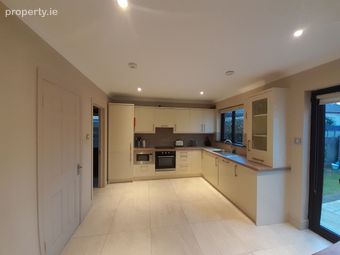 29 Beverly Crescent, Knocklyon, Dublin 16 - Image 5
