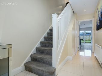 4 Heathfield Grove, Finglas, Dublin 11, Finglas, Dublin 11 - Image 2