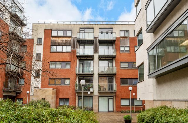 Apt 29, Brabazon Hall, Cork Street, Dublin 8, Dublin 8 - Click to view photos