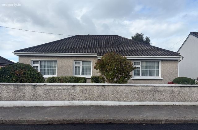 Eilmar, 22 Hillview Drive, Caherslee, Tralee, Co. Kerry - Click to view photos