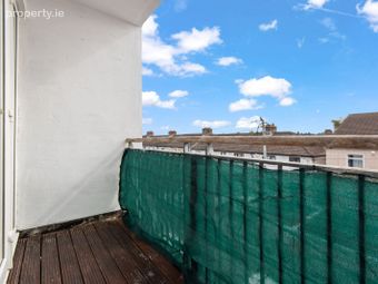 29c, Lansdowne Valley, Drimnagh, Dublin 12 - Image 5
