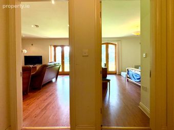 Bofin House, Harbour Road, Tarmonbarry, Co. Roscommon - Image 3