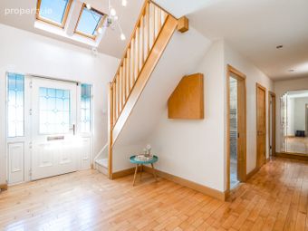 4 Blackglen Court, Dublin 18, Sandyford, Dublin 18 - Image 2