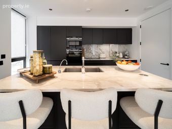 3 Bed Apartment, Mount Merrion, Co. Dublin - Image 2