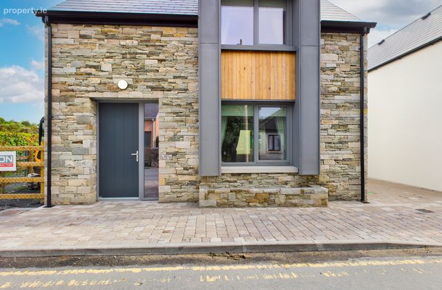 1 Cloch Na Cora Barna, Galway, Co. Galway, Barna, Co. Galway - Click to view photos