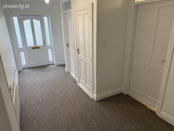11 Woodview Park, Lahinch Road, Ennistymon, Lahinch, Co. Clare - Image 3