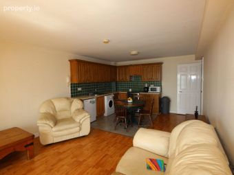 21 The Waterfront, Lynch's Quay, Cobh, Co. Cork - Image 3