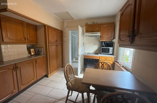 Brews Hill, Navan, Co. Meath - Click to view photos