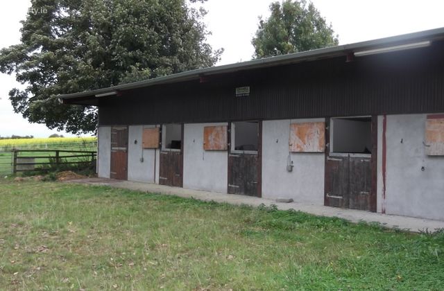1, Templetuohy, Co. Tipperary - Click to view photos