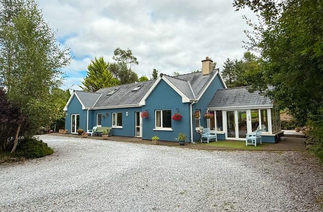Coromandel, Killaha East, Kenmare, Co. Kerry - Click to view photos