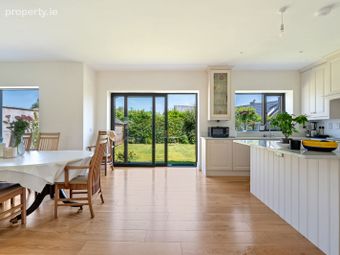 4 Willsford, Castletreasure, Douglas, Co. Cork - Image 4