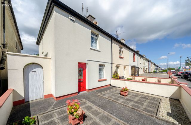 25 Mchale Road, Castlebar, Castlebar, Co. Mayo - Click to view photos