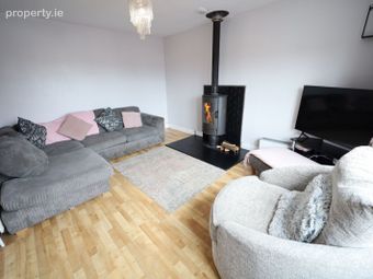 11 The Cloisters, Ard Cashel, Watergrasshill, Co. Cork - Image 4