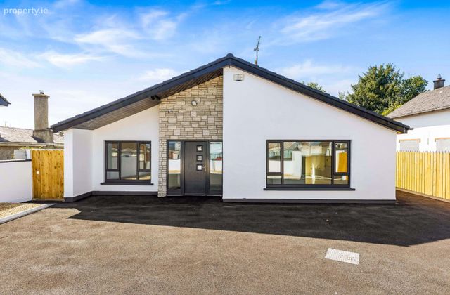 1a Castletown Road, Dundalk, Co. Louth - Click to view photos