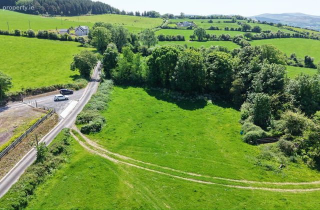 House And Out Buildings, Whitesfort, Clonmel, Co. Tipperary, Ballymacarbry, Co. Waterford - Click to view photos
